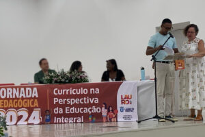 Leia mais sobre o artigo Apresentação de Projeto da Neuroarte na Semana Pedagógica de Lauro de Freitas